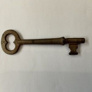 Antique Cast Iron Solid Barrel 3” Key